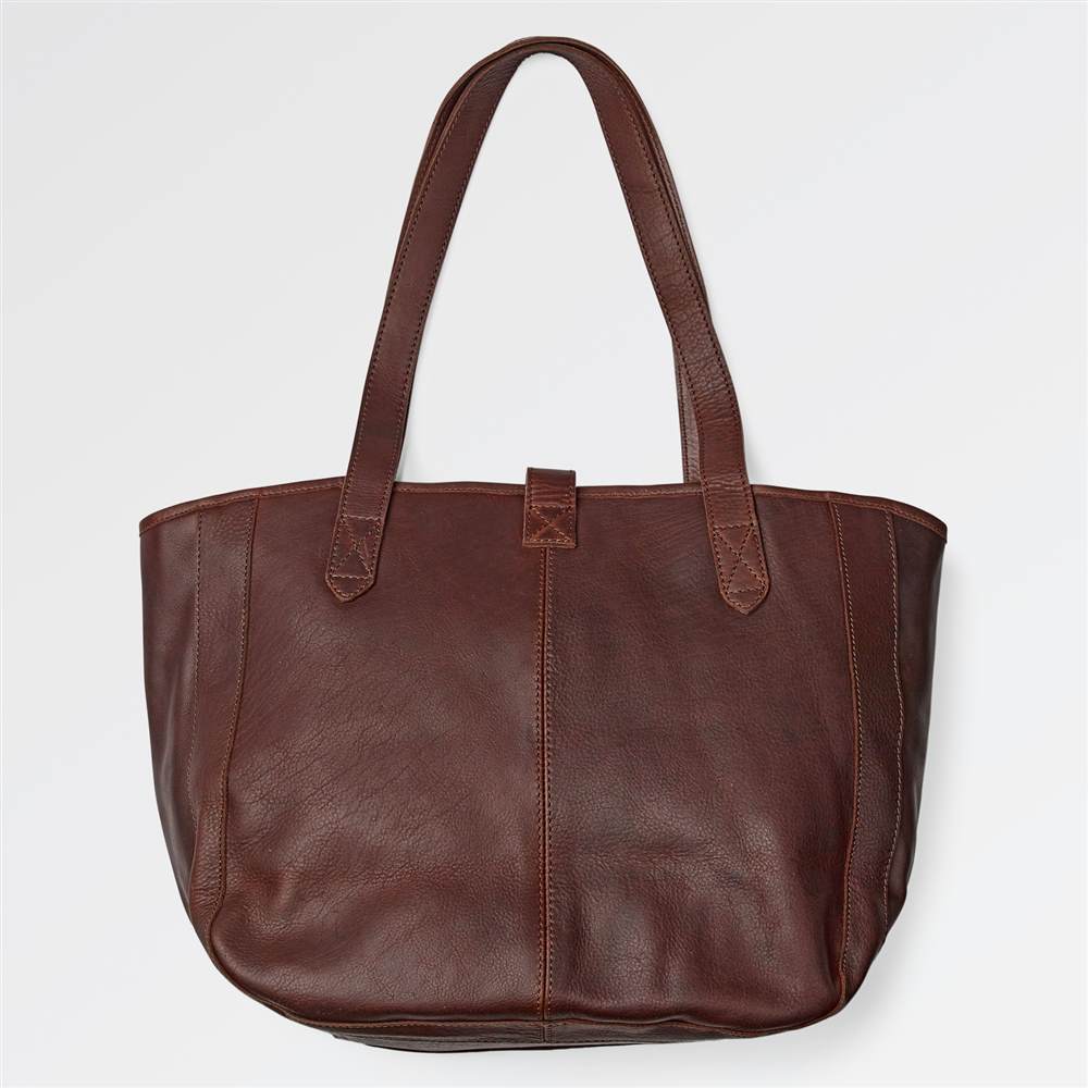 ted baker clutch bag white : kate spade leilaFat Face Small Buckle Oiled Leather Tote Bag Chocolate Fat Face Handbags ted baker clutch bag white : kate spade leilaFat Face Small Buckle Oiled Leather Tote Bag Chocolate Fat Face Handbags