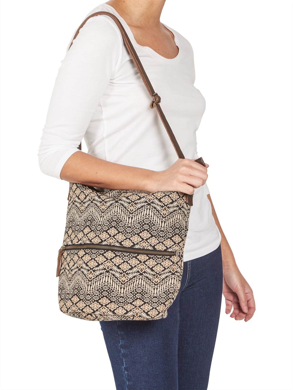 almcons large bow icon : mf180sf33dFat Face Tia Floral Woven Cross Body Bag Black/Multi Fat Face Handbags almcons large bow icon : mf180sf33dFat Face Tia Floral Woven Cross Body Bag Black/Multi Fat Face Handbags
