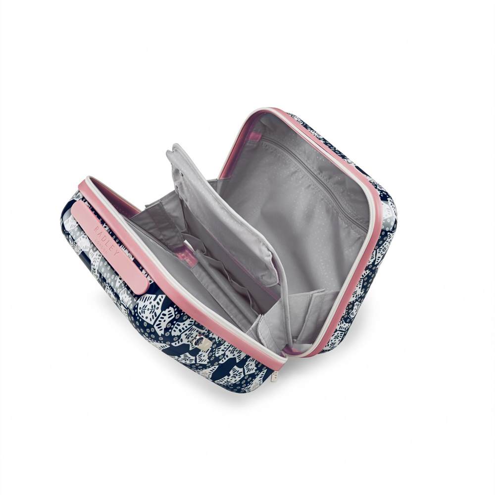 radley london outlet online | radley merchant hall backpack | Radley Folk Dog Vanity Case Ink Blue radley london outlet online | radley merchant hall backpack | Radley Folk Dog Vanity Case Ink Blue